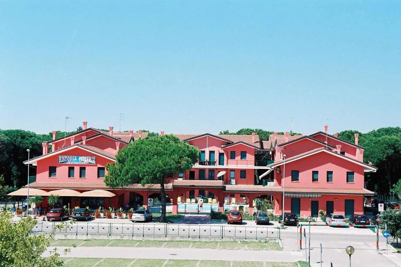 Apartment In Rosolina Mare 27385